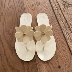 Tory Burch Jelly Sandals in Cream